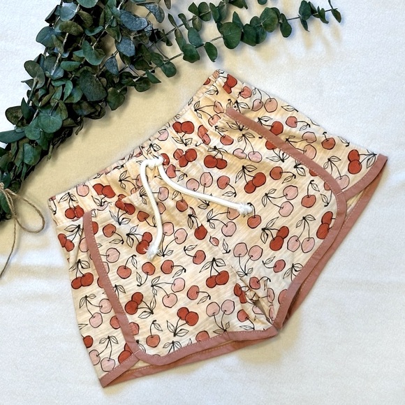 NWT Velvet Fawn Tulip Hem Cherry Short size 3T 🍒 - Picture 1 of 11